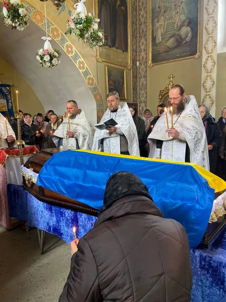 На Волині попрощались з Героєм Володимиром Бурнашевим (фото)