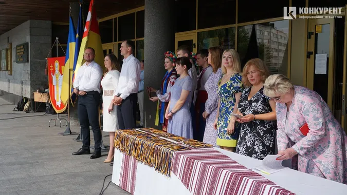 У Луцьку нагородили медалістів: як все було (дуже багато фото)
