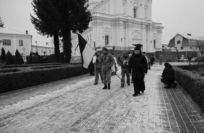 У Луцьку попрощалися із загиблим на Донеччині Сергієм Лазарєвим (фото)