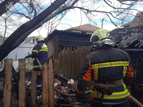 Волинські рятувальники за минулу добу ліквідували три пожежі (фото)