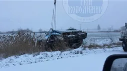 На Волині водій «ЗІЛа» не впорався з керуванням та злетів у кювет (фото)