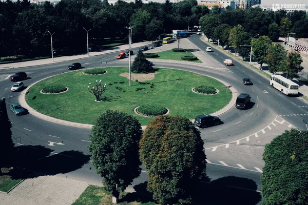 Який вигляд має Луцьк з дахів Лесиного вишу (фото)