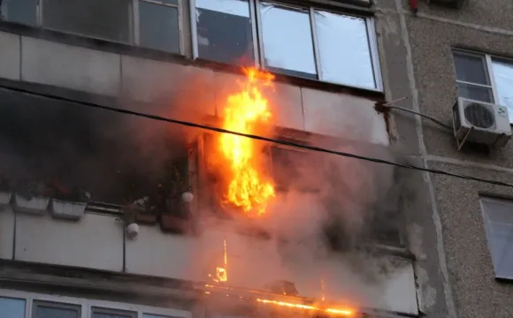 У Камені-Каширському з вогню врятували 21-річного хлопця