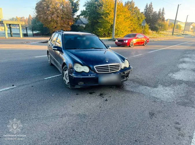 У Луцькому районі – аварія через неуважного водія (фото)