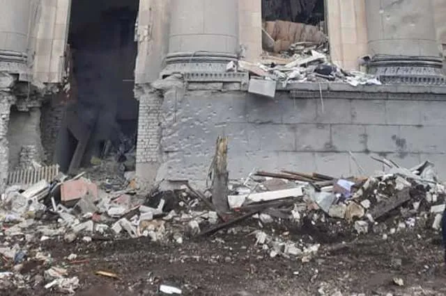 Харків в огні: ДСНС прозвітувала про жертви та руйнування (фото)