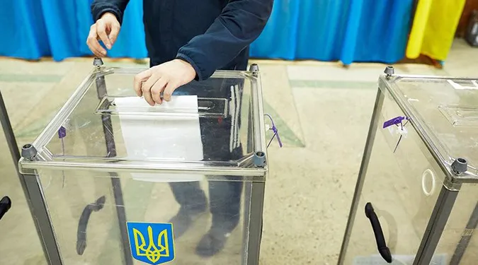 Майже 200 волинян змінили місце голосування