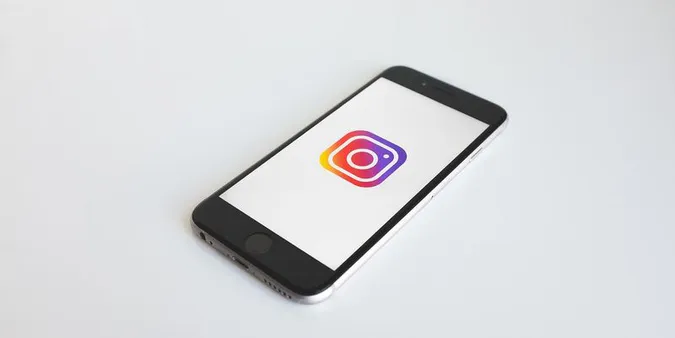 Instagram на тлі пандемії коронавірусу маркуватиме профілі померлих