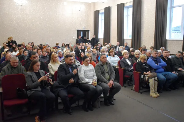Перші робочі візити: Іван Рудницький побував у Нововолинську та Литовезькій громаді (фото)