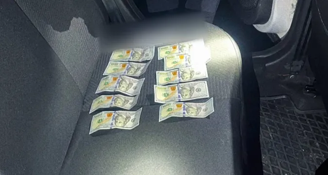 На Волині п'яний водій хотів «порішати» з патрульними за 1000 доларів