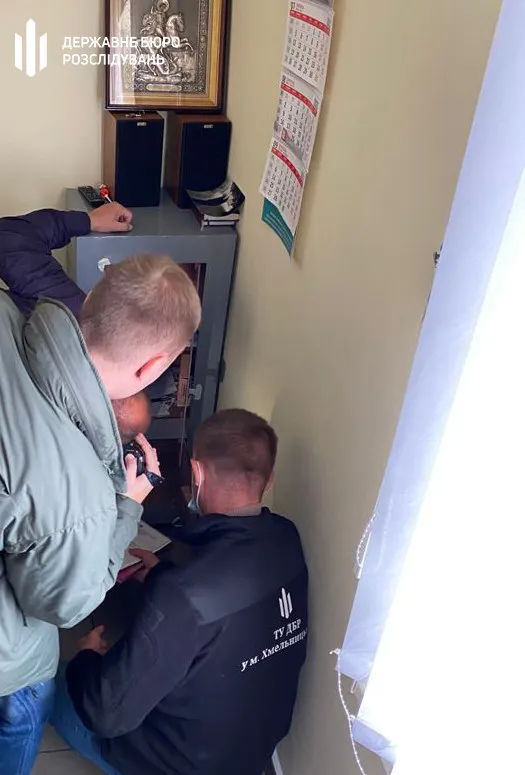 Заробляли на вантажівках: на Волинській митниці викрили корупціонерів (фото, відео)