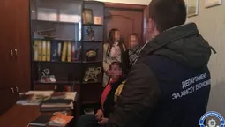 У Луцьку екс-правоохоронець і підприємець вимагали хабар за закриття справи (фото)