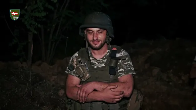 Як бійці 14-ї ОМБр «насипають» окупантам з міномета та прикривають піхоту (відео)