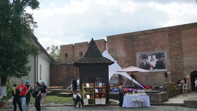 Як у Луцьку гуляли перший день фестивалю їжі (фото)