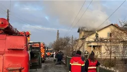 На Волині зранку горів житловий будинок (фото)