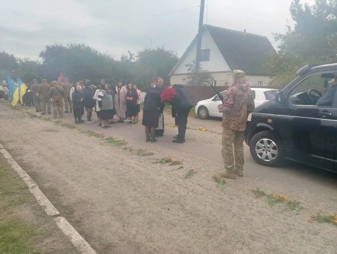 На Волині в останню дорогу провели Героя Олександра Пінчука (фото)