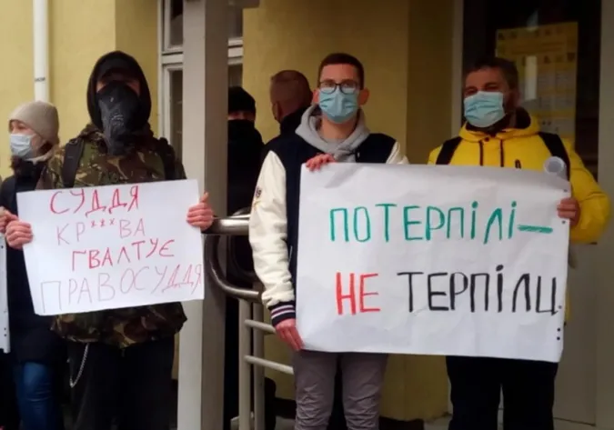 Скандал у Рівному: підозрюваного в серії зґвалтувань відпустили під домашній арешт