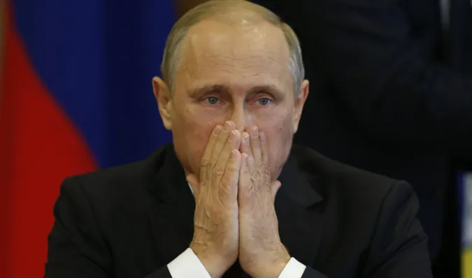Отруєння, раптова хвороба, нещасний випадок: російська еліта планує позбутися путіна