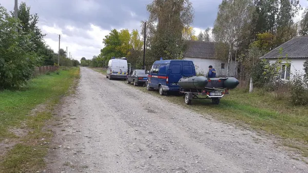 З водолазами і квадрокоптером: на Волині шукають зниклого 53-річного чоловіка (фото)