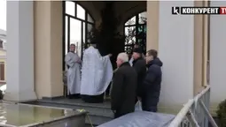 У Луцьку почали освячувати воду на Водохреще (відео)