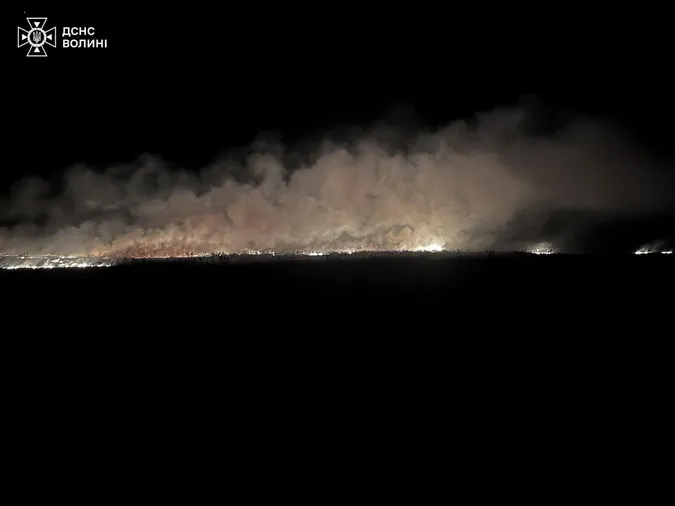 Волинь – у вогні: за добу гасили понад десяток пожеж