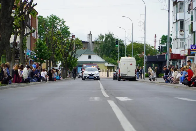 На Волині попрощалися із загиблими на війні Андрієм Лавренюком та Вадимом Івановим (відео)