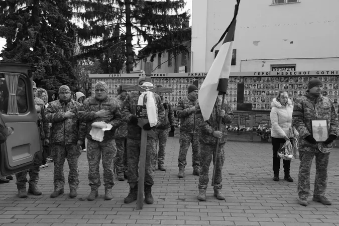 У Луцьку попрощалися з загиблим на Донеччині захисником Олександром Скрипчуком
