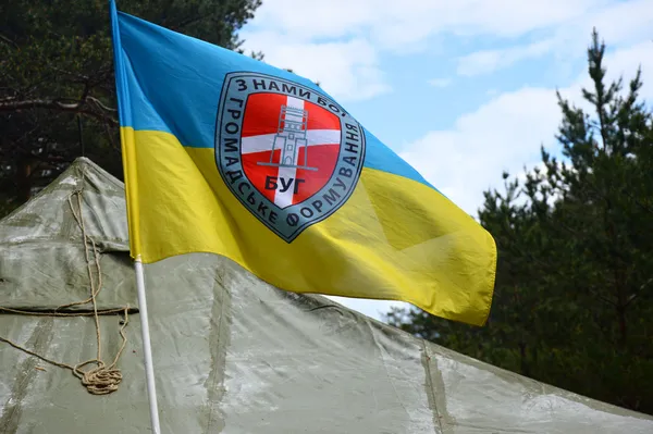Постріли та вибухи у волинському лісі (фото, відео)