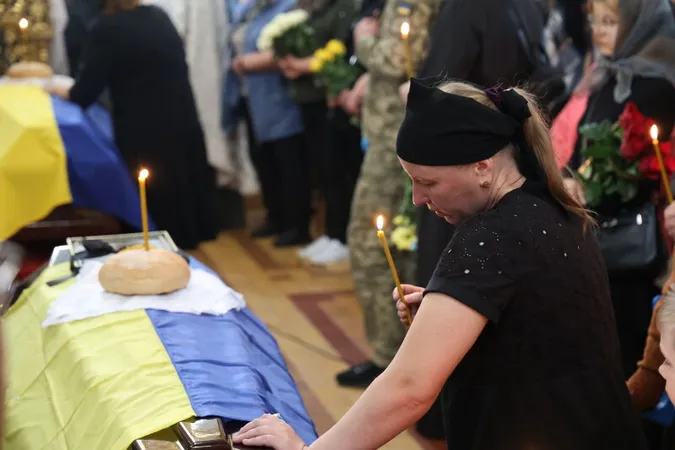 У Луцьку попрощалися із загиблими захисниками Олександром Махновцем та Валерієм Максимчуком (фото)
