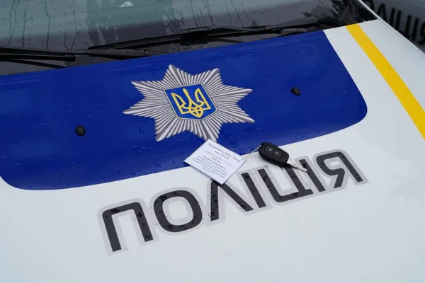 Автопарки управлінь поліції Охорони Рівненщини та Волині поповнилися новими автомобілями (фото)