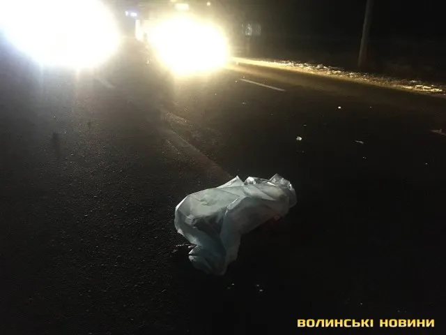 Людину розірвало від удару: під Луцьком трапилася страшна ДТП (фото)