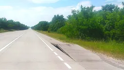 Через пекельну спеку на «варшавці» повиривало бетонні плити (фото)