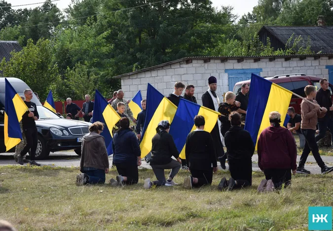 Майже рік вважався зниклим: на Волині попрощалися з воїном Олександром Динем