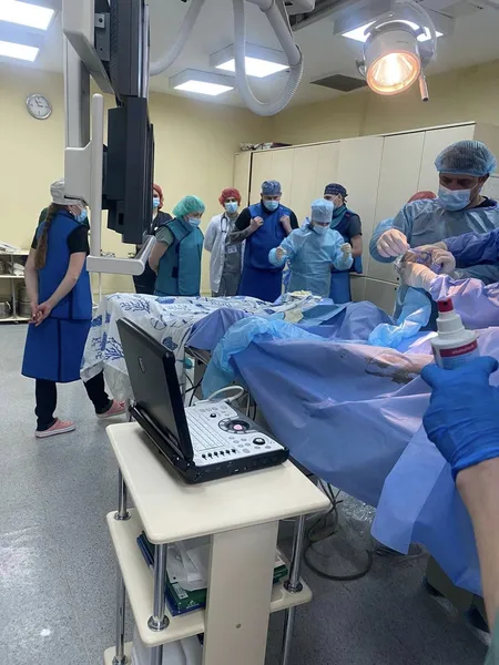 Підключили апарат VA-ECMO: у Луцьку врятували чоловіка з гострим інфарктом