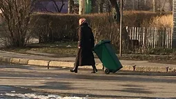 Район Балки забезпечили індивідуальними контейнерами для сміття (фото)