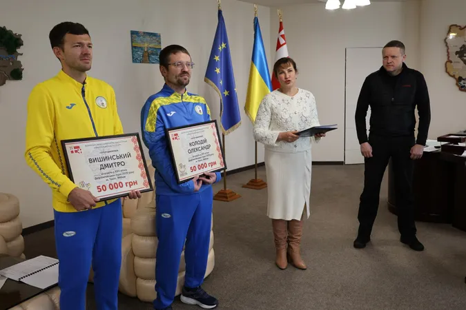 Їхні імена вже вписані в історію світового спорту: у Луцьку відзначили двох дефлімпійців