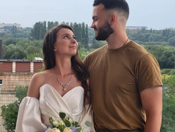 Їх одружила війна: побратим Да Вінчі побрався з волинянкою