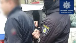 У Луцьку «обмежений у правах» водій давав хабаря патрульним (фото)