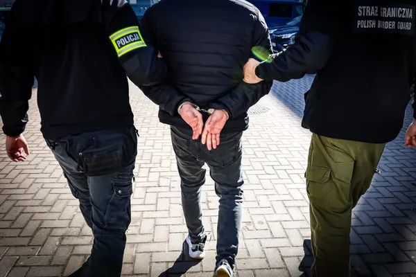У Польщі масово затримують та висилають українців: майже сто людей – під загрозою депортації (фото)