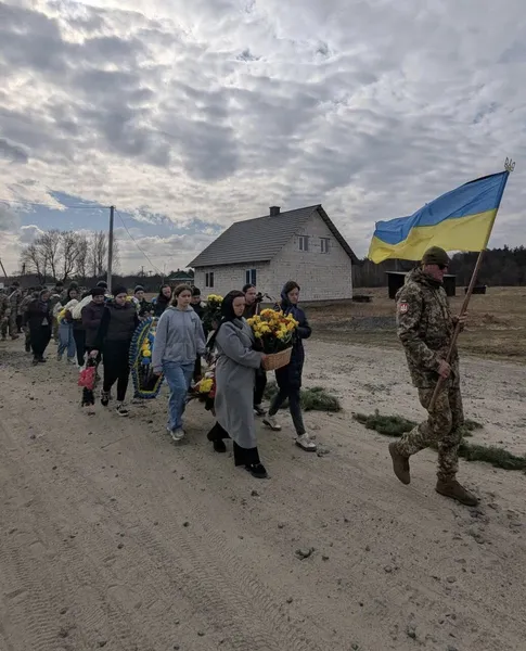 Вважався зниклим майже два роки: на Волині попрощалися з 23-річним Героєм Дмитром Шудрою (фото)
