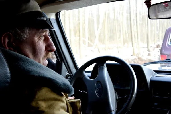 Журналістів провезли автівками підвищеної прохідності