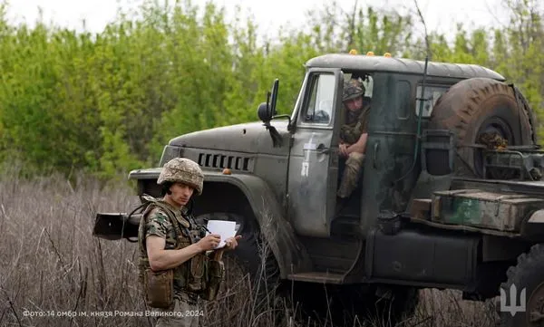 Після школи вперше зустрілися на передовій: у волинській бригаді служать колишні однокласники (фото)