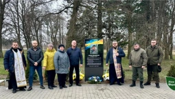 Волинські лісівники відкрили стелу в пам'ять про полеглого Героя та колегу (фото)