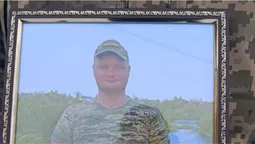 Очі людей були повні сліз: на Волині попрощалися із воїном Богданом Дубенчуком (фото)