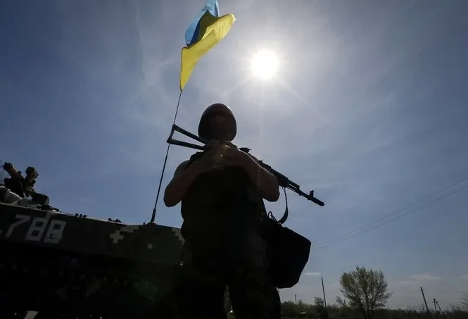 Волинський бізнес дав майже 100 тисяч бійцеві на операцію очей