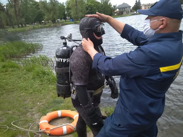 Волинські рятувальники показали підготовку до купального сезону (фото, відео)