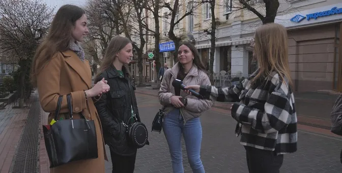 Скільки лучани витратять на Великодній кошик та чи будуть вони святити паски (опитування)