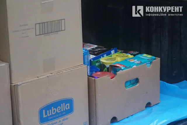 Позашляховик для ЗСУ: у Луцьку волонтери передали авто військовим (фото, відео)