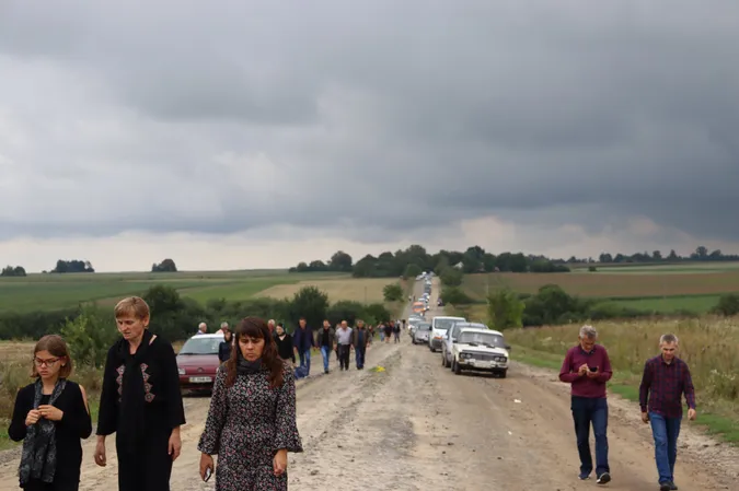 Волинь на колінах проводжала в останню путь воїна Олексія Кунчика (фото, відео)