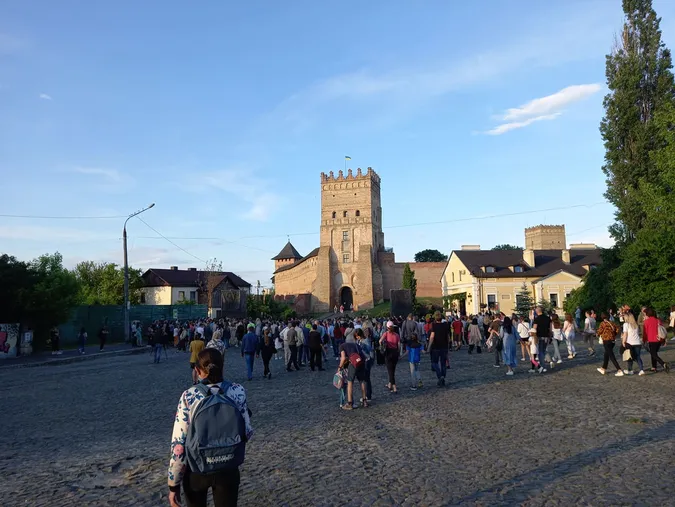 «Так звучить Луцьк»: триває третій день арт-променаду( фото, відео)