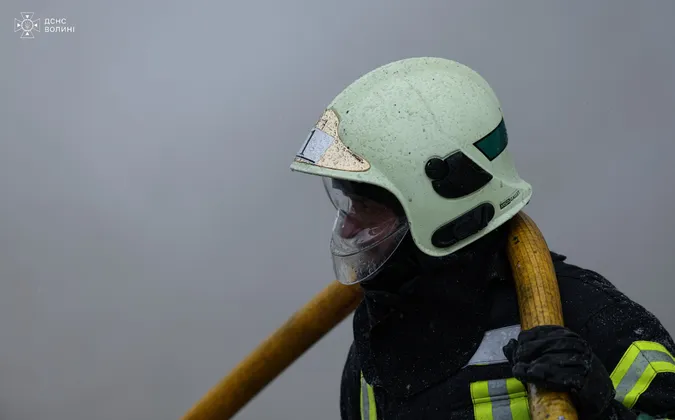 Жахлива пожежа у Боратині: рятувальники розповіли подробиці займання (фото)